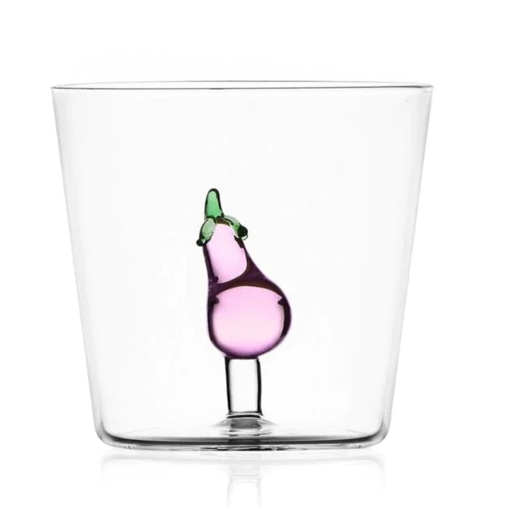 Vaso de cristal de diseño italiano, con figuras en el interior.